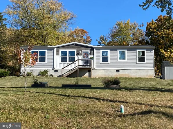 1400 Farmington Ave, Pottstown, PA 19464