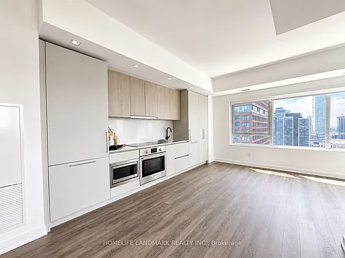 609 Sherbourne St #3904 Photo 1