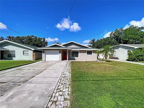 210 Lee St, Oldsmar, FL 34677