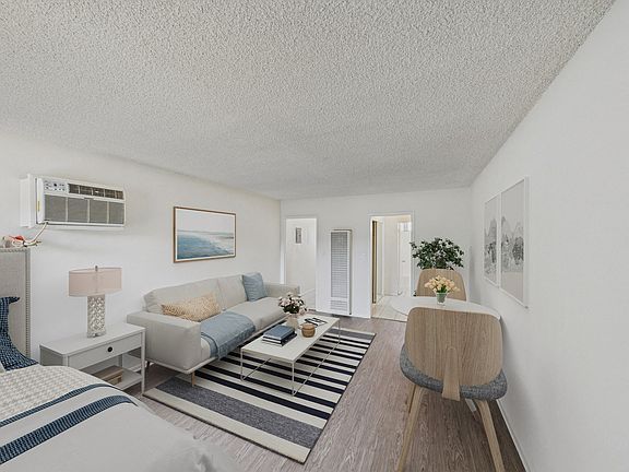 3rd image of 8811 & 8825 Woodman Ave #5-21