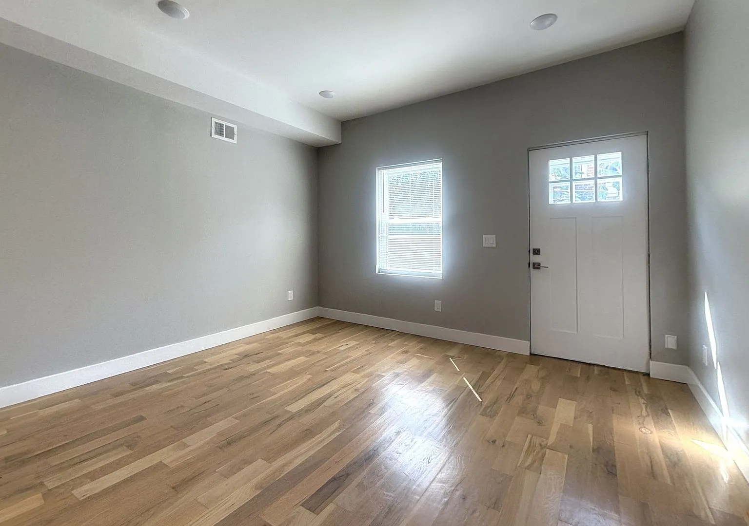 5410 Delancey Street — Photo 3
