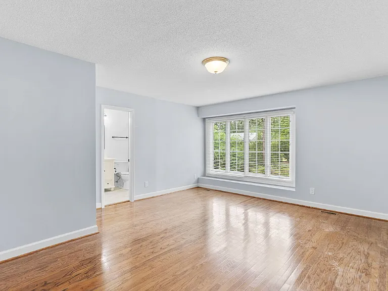 6859 Uppingham Rd — Photo 17