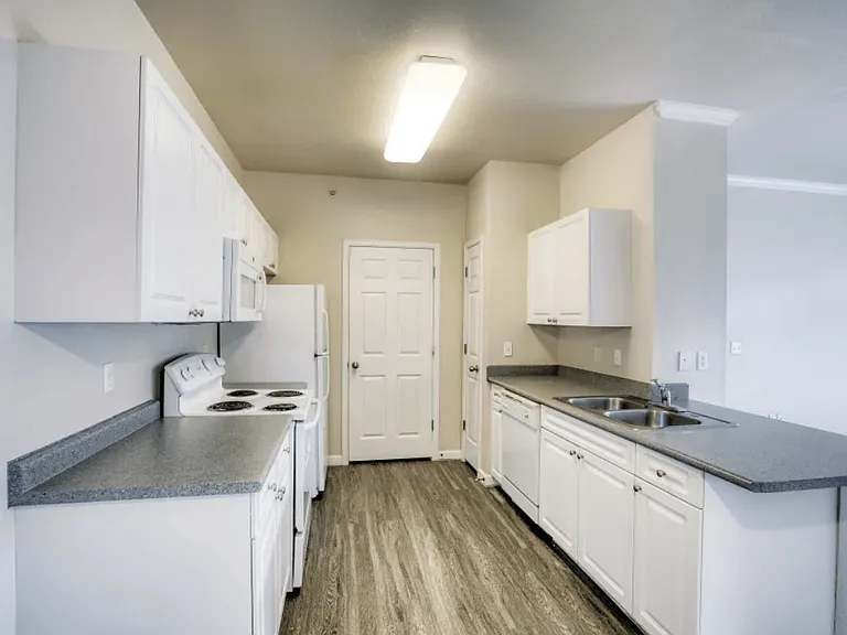 Reserve at South Creek — Photo 20