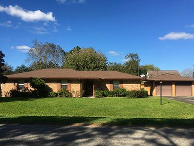 106 Deaton St, Jones Creek, TX, 77541
