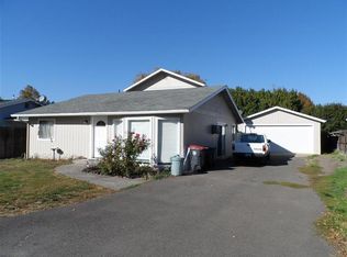 281 Arnwood St, Medford, OR 97501