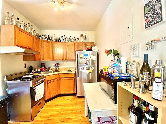 5th image of 725 6th Ave #2F