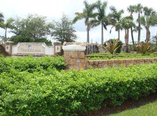 736 Cresta Cir, West Palm Beach, FL 33413