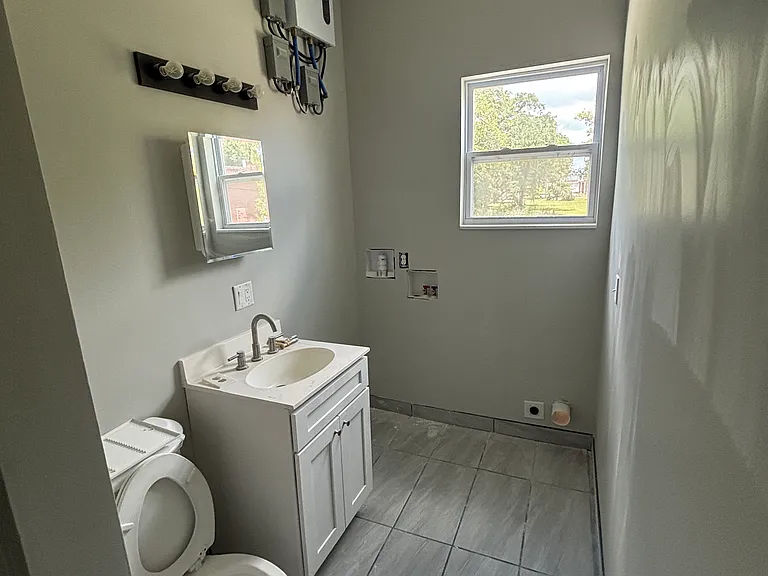 1232 W Duval St — Photo 9
