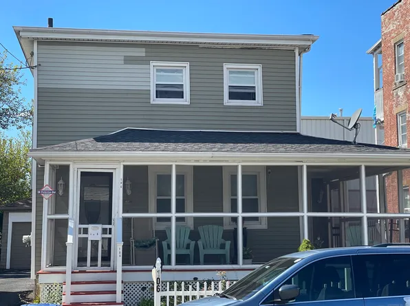 106 Elizabeth Street, Bridgeport, CT 06610