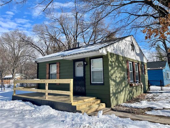 807 5th St, East Alton, IL 62024