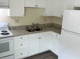 48 Lenox St APT 4, Norwood, MA 02062