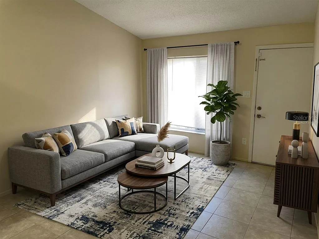 2 bed, 2.0 bath, 936 sqft, $1,550 — Photo 3