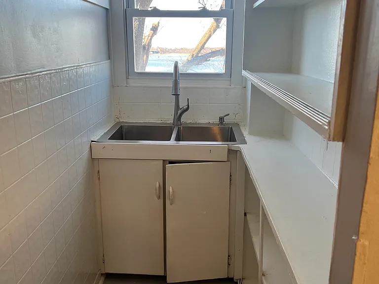 Durfee St — Photo 20