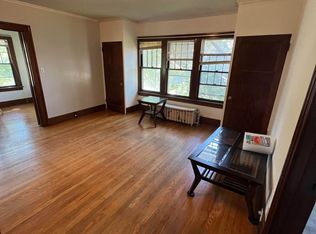 1928 Pershing Ave #2, Davenport, IA 52803