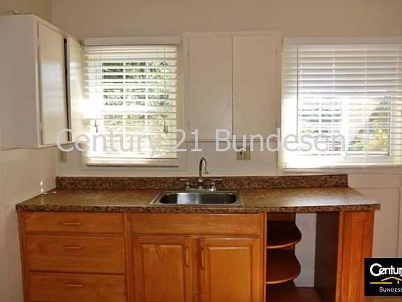 2nd image of 407 Eastman Ln APT 7