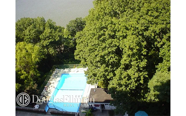 Sold by Douglas Elliman | media 13