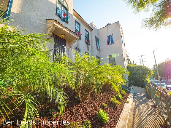 3rd image of 542 S Coronado St #5421