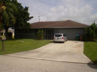 121 NE 7th Ter, Cape Coral, FL 33909