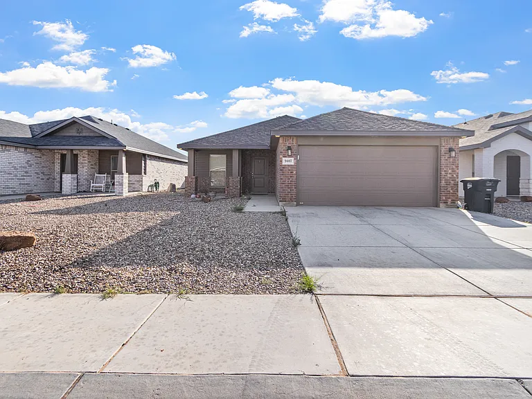 9407 Ratliff Ridge Ave — Photo 2