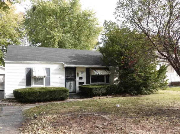 1431 S Seminary St, Galesburg, IL 61401