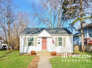 226 18th Ave N, Hopkins, MN 55343