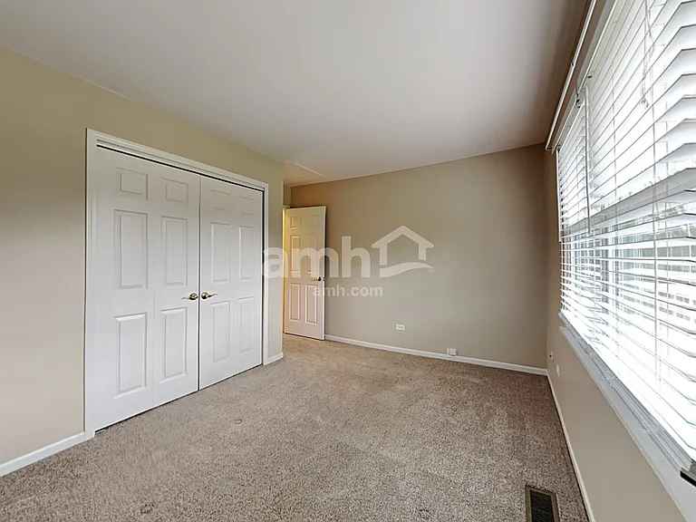3415 Turnberry Dr — Photo 11