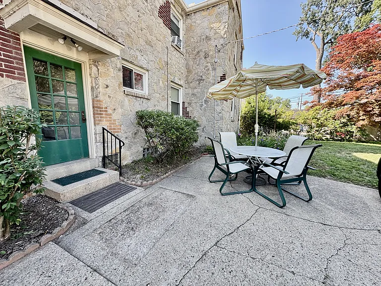 3534 Bowen Rd #1 — Photo 22