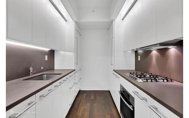 Sold by Douglas Elliman | media 14