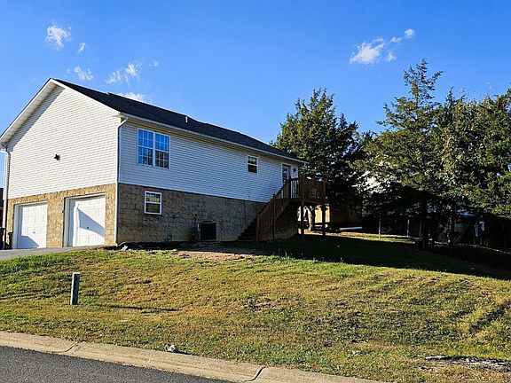5th image of 2503 Grotto Ln