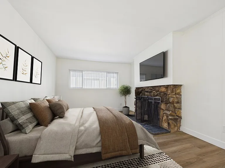 Buffalo Sherman Oaks Apartments — Photo 19