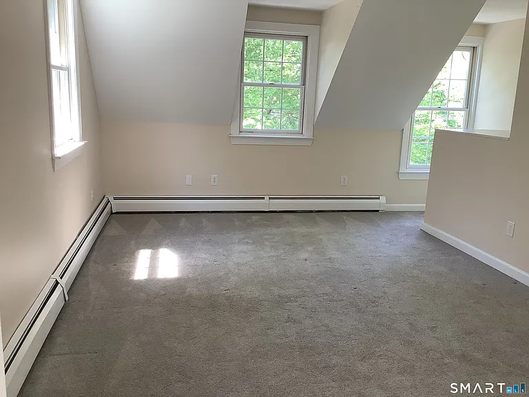 668 Huckleberry Hill Rd — Photo 10