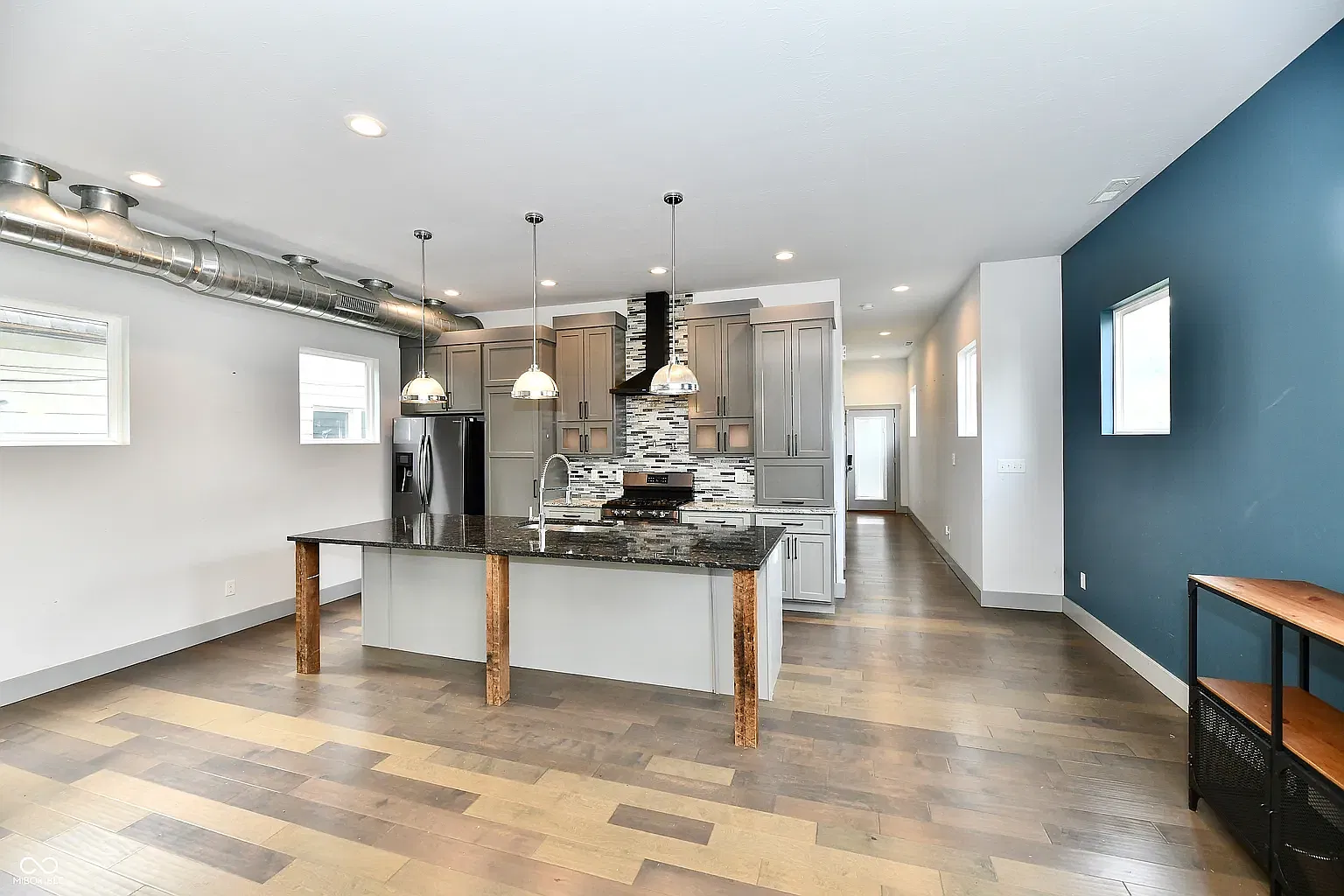 1001 Harlan St — Photo 3