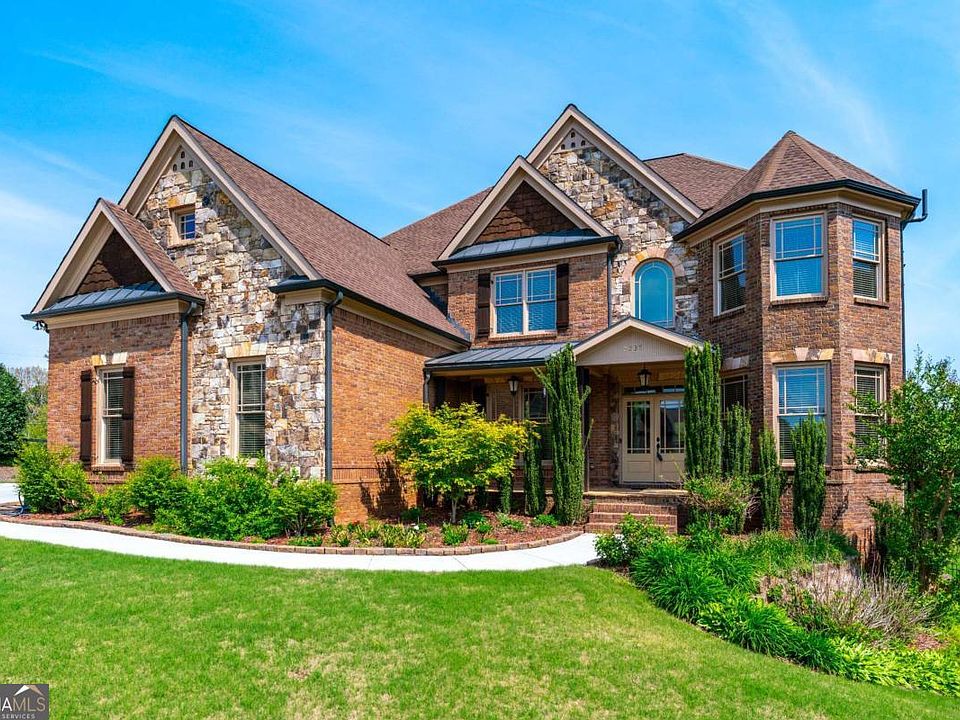 1st image of 2537 Monta Vista Way