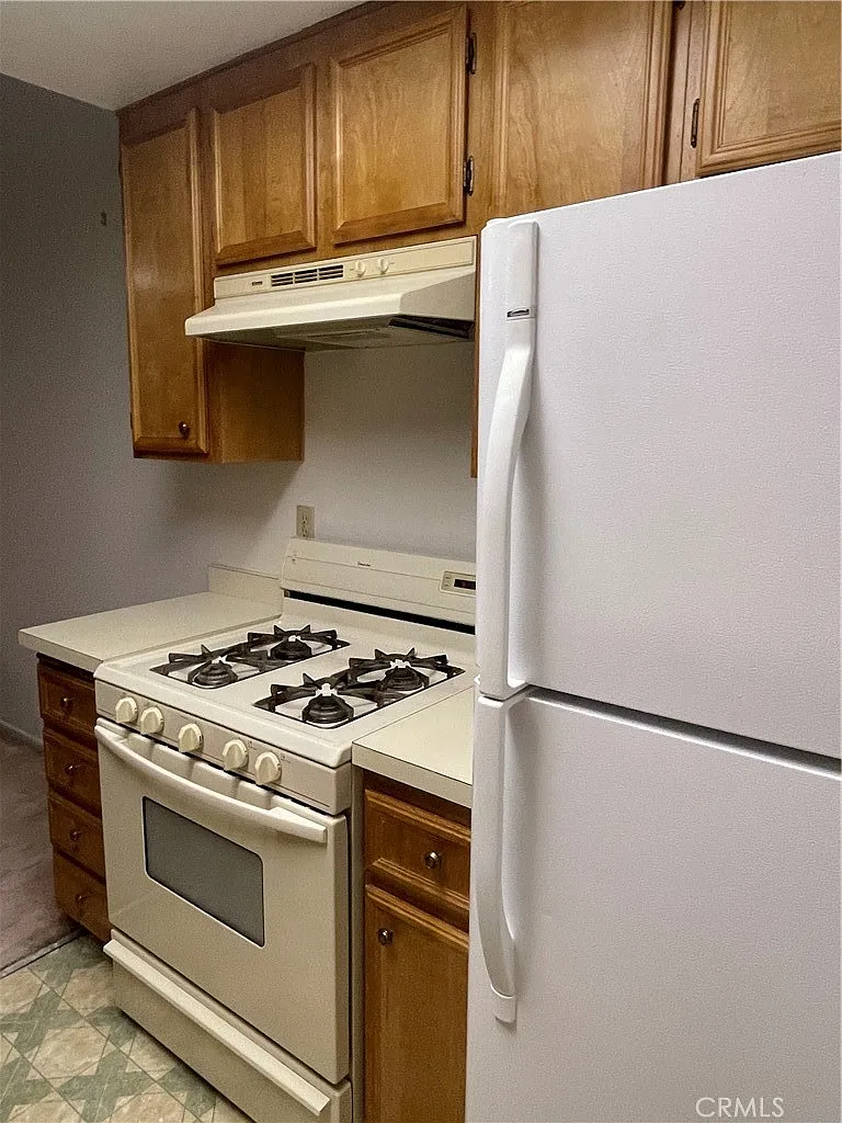 2 bed, 879 sqft, $1,650 — Photo 4