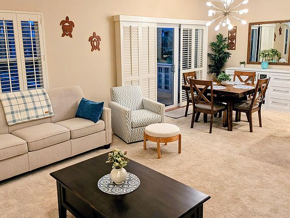 Dining area with access to large, covered walk out lanai.