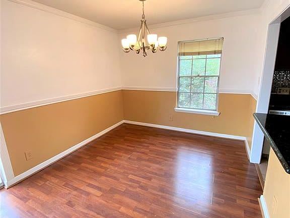 3rd image of 2822 Briarhurst Dr APT 58