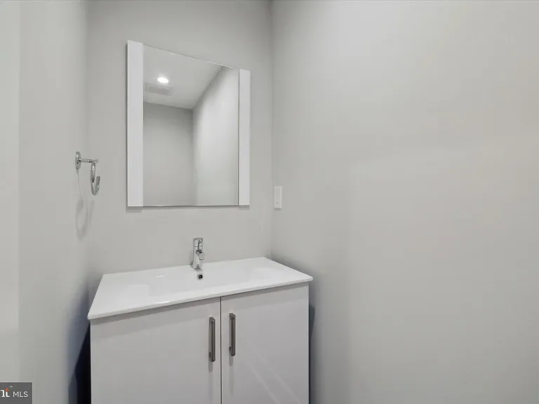 1405 Frankford Ave #504 — Photo 6