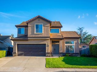 1439 Gold Rush Ct, Oakdale, CA 95361