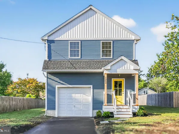 1252 Heddon Ave, Paulsboro, NJ 08066