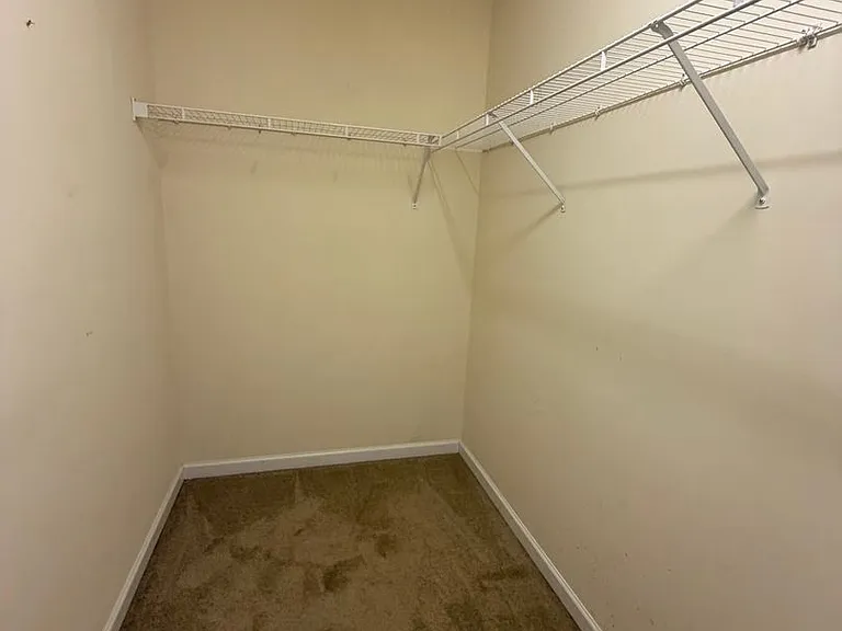 422 Delta Dr — Photo 23