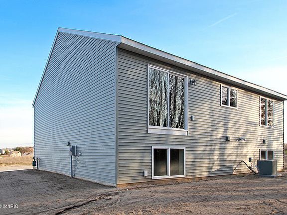2nd image of LOT 9 Daggett Ave