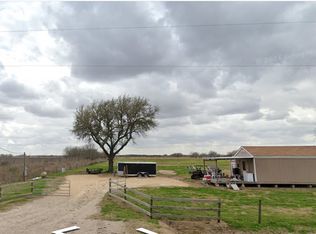 18530 Brumbelow Rd, Needville, TX 77461