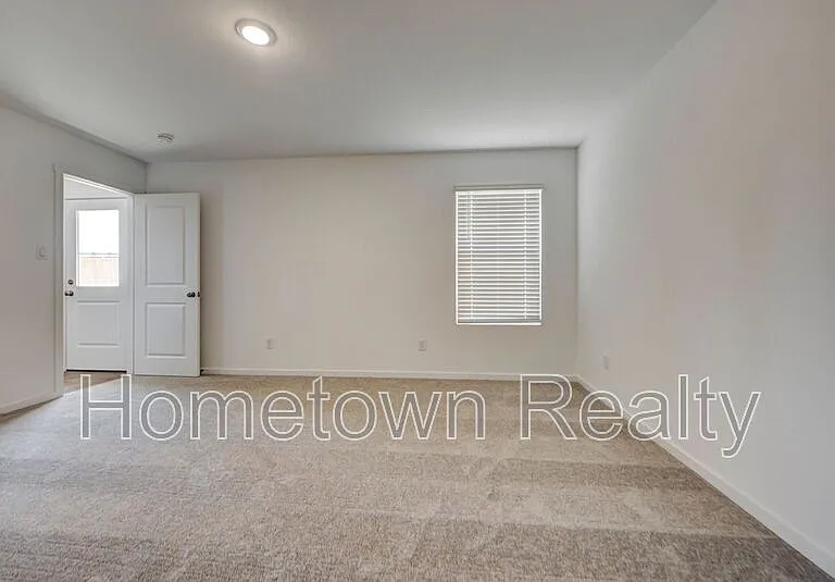 9612 NW 123rd St — Photo 17
