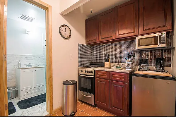 Rented by MOTION New York | media 7