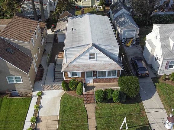 4th image of 724 Roosevelt St