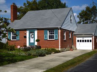 6104 Glade Ave, Cincinnati, OH 45230