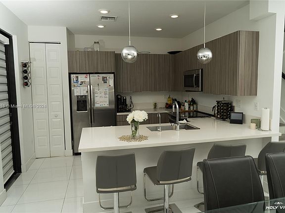 4th image of 8058 NW 105th Ave