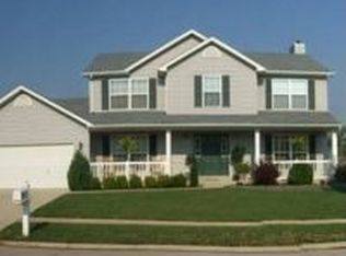 1207 Grand Canyon Dr, Wentzville, MO 63385