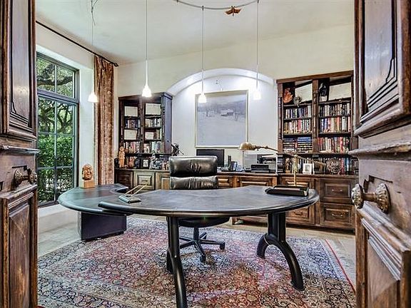 5th image of 1200 Barton Creek Blvd APT 9