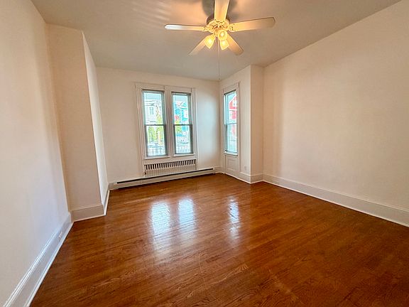5th image of 77 N Washington St Unit A
